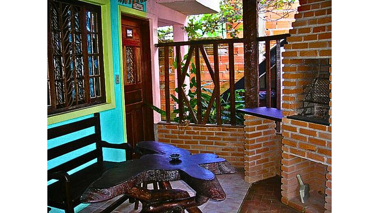 Chalé com Cozinha e Churrasqueira em Maresias