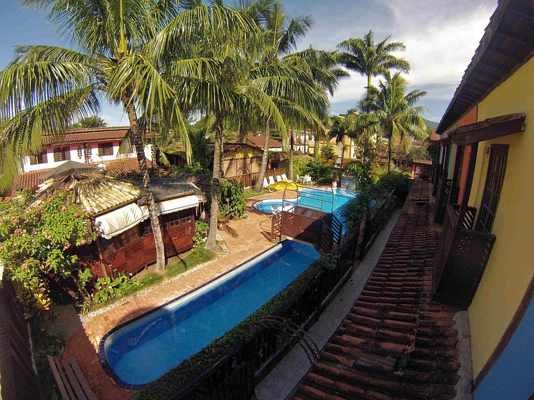 Chalé com Cozinha e Churrasqueira em Maresias