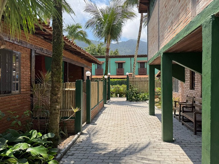 Chalé com Cozinha e Churrasqueira em Maresias