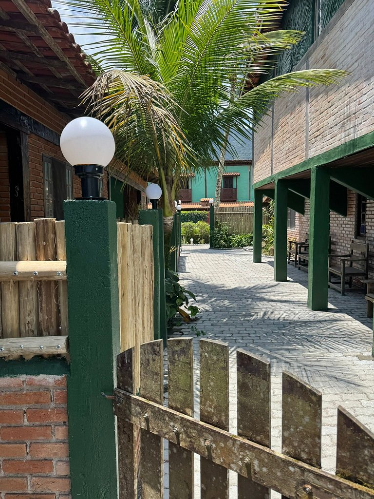 Seu Chalé Completo com Churrasqueira em Maresias