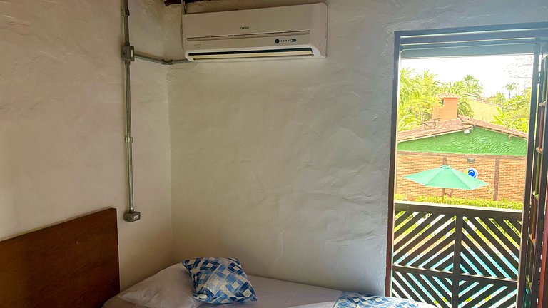 Chalé com Cozinha e Churrasqueira em Maresias