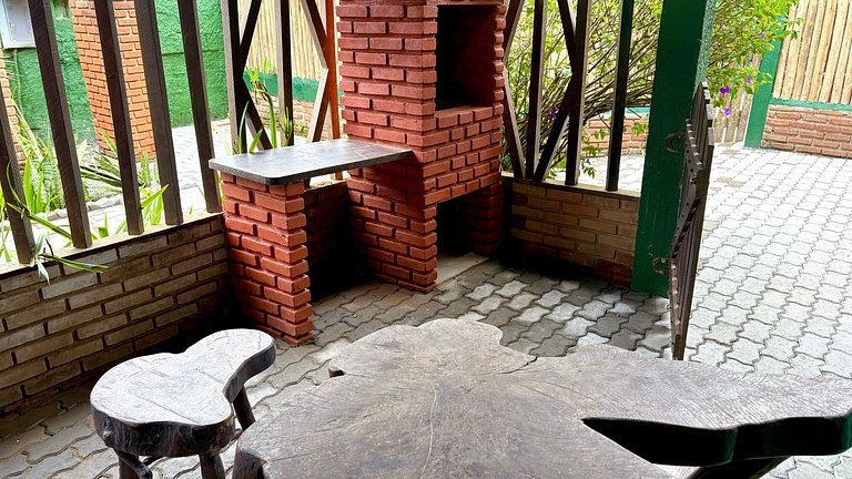 Chalé com Cozinha e Churrasqueira em Maresias