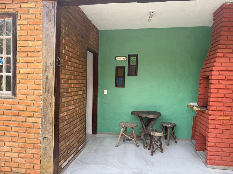 Chalé com Cozinha e Churrasqueira em Maresias