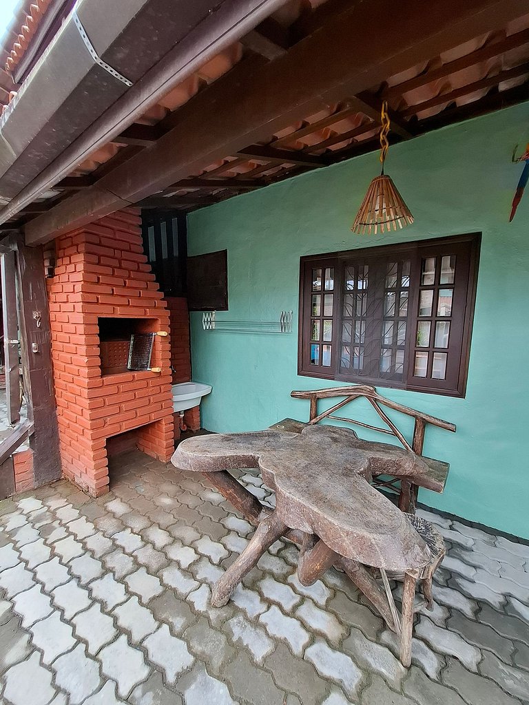 Chalé com Cozinha e Churrasqueira em Maresias