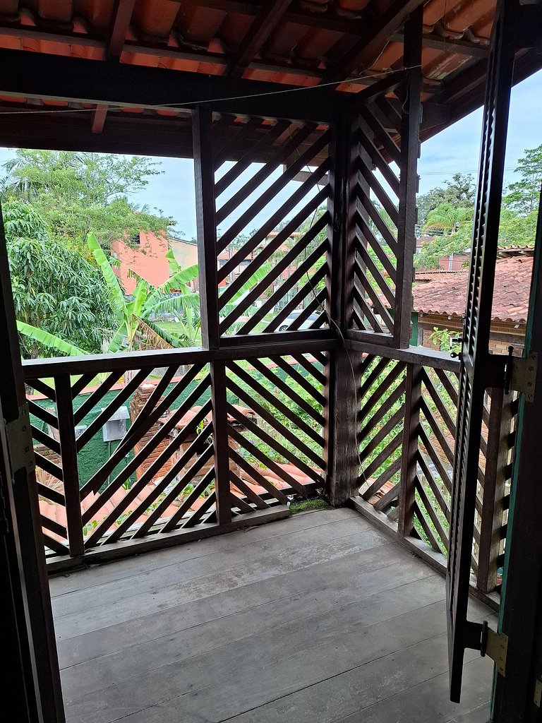 Chalé com Cozinha e Churrasqueira em Maresias