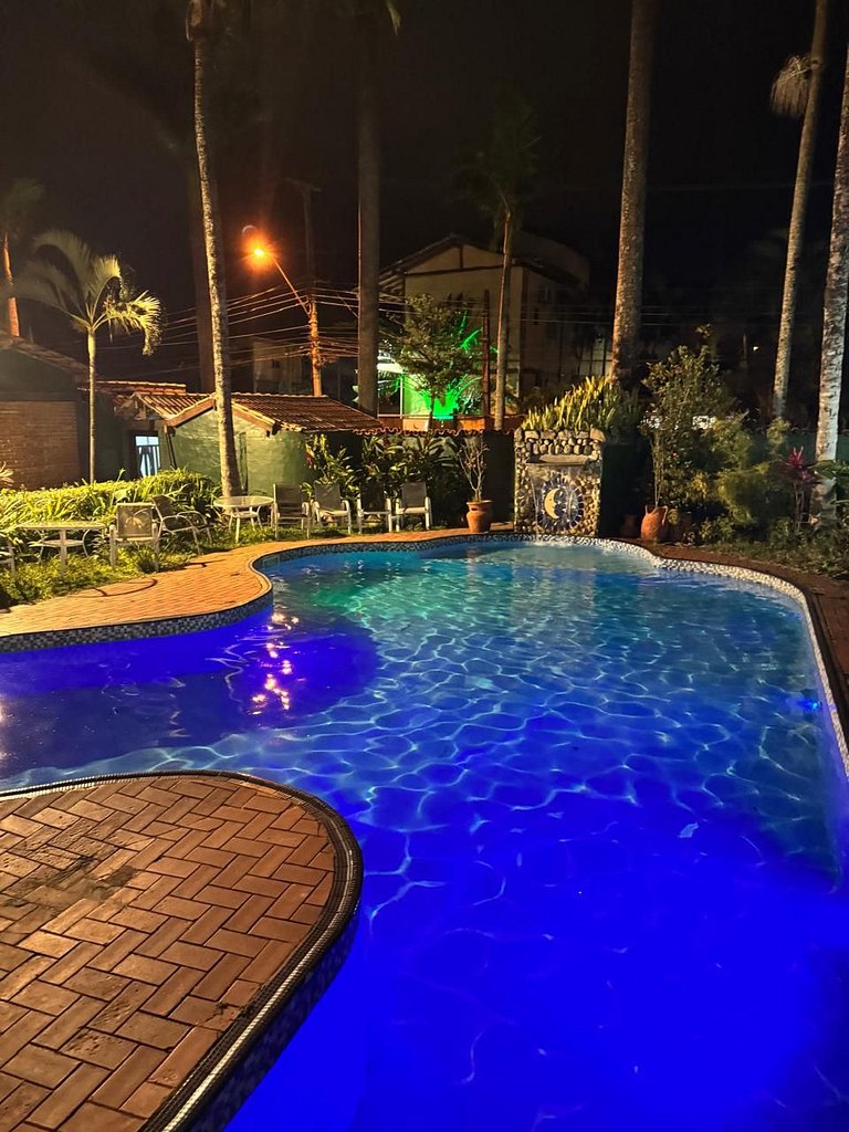 Seu Chalé Completo com Churrasqueira em Maresias