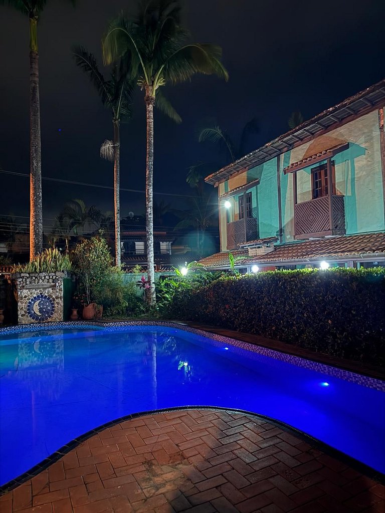 Chalé com Cozinha e Churrasqueira em Maresias