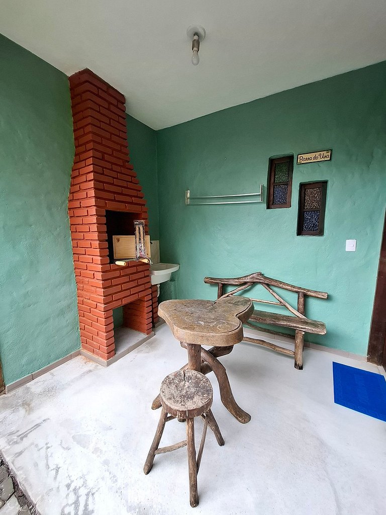 Chalé com Cozinha e Churrasqueira em Maresias