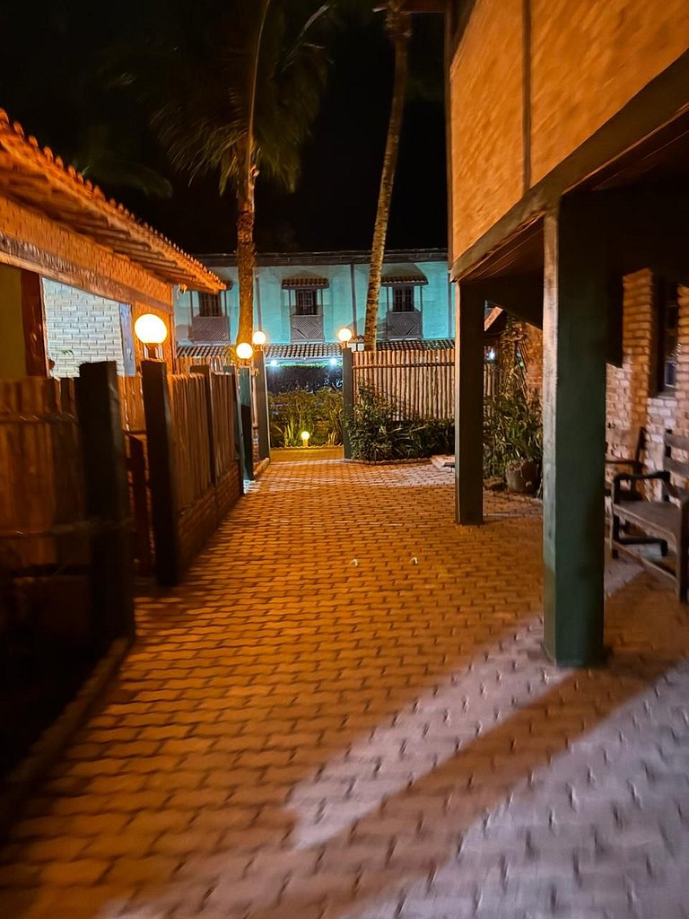 Chalé com Cozinha e Churrasqueira em Maresias