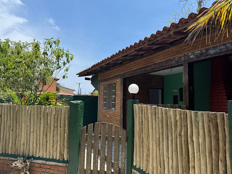 Chalé com Cozinha e Churrasqueira em Maresias